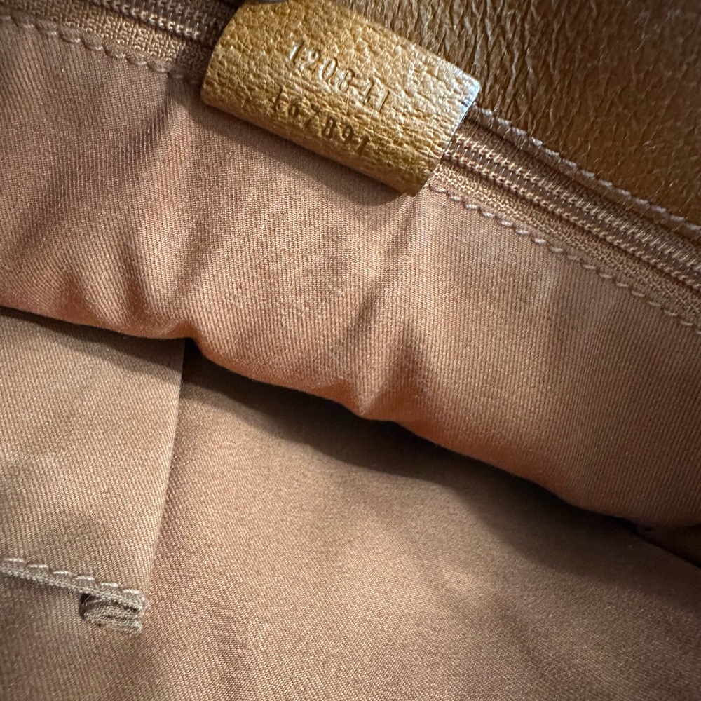 Gucci Brown and Tan crossbody Bag - Picture 14 of 16